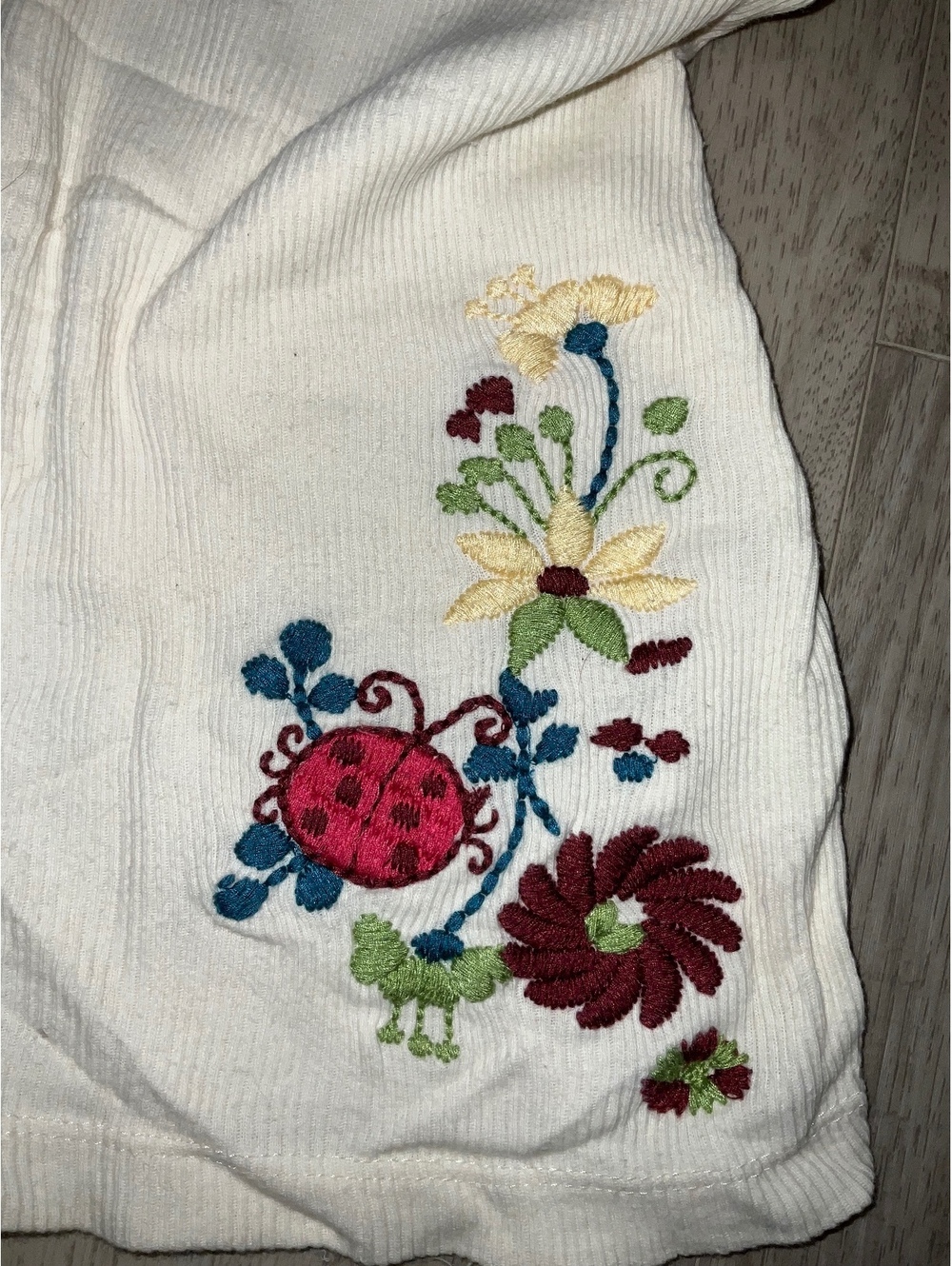 No Boundaries Embroidered Tank Tops, Red and White, Size Small - Picture 5 of 9